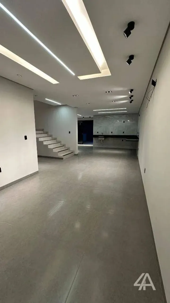 (Vende-se) - PARTINTINS - Sobrado com 3 dormitórios, 200 m² por R$ 1.250.000 - Rio Madeira