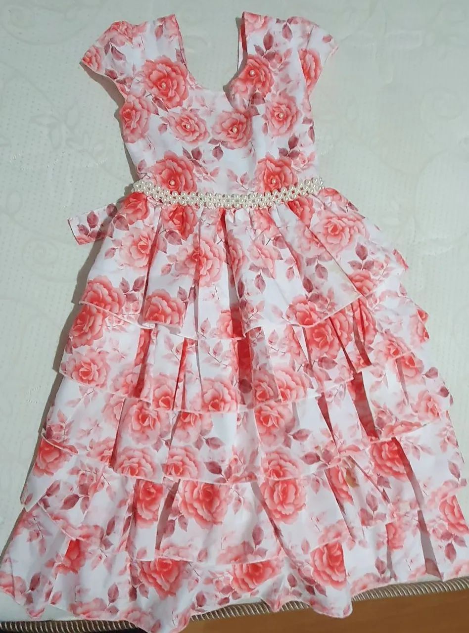 Vestido Infantil Floral com Detalhe em Pérolas - Foto 2