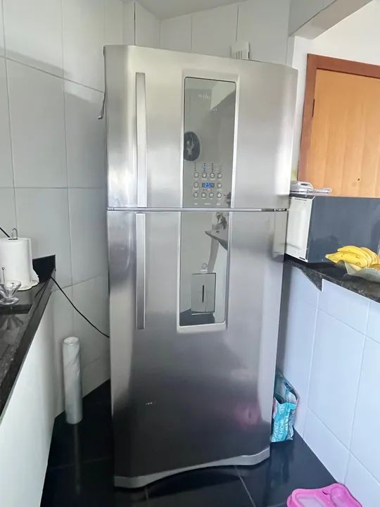 Geladeira Electrolux usada funcionando  - Foto 5