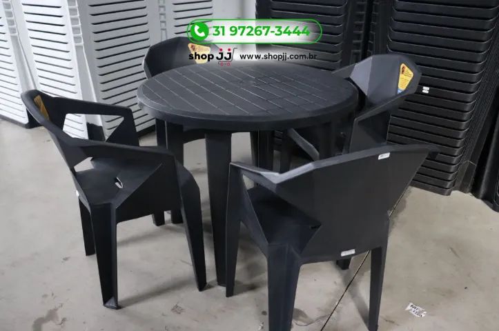 KIT MESA DESMONTÁVEL E 4 POLTRONAS DIAMOND