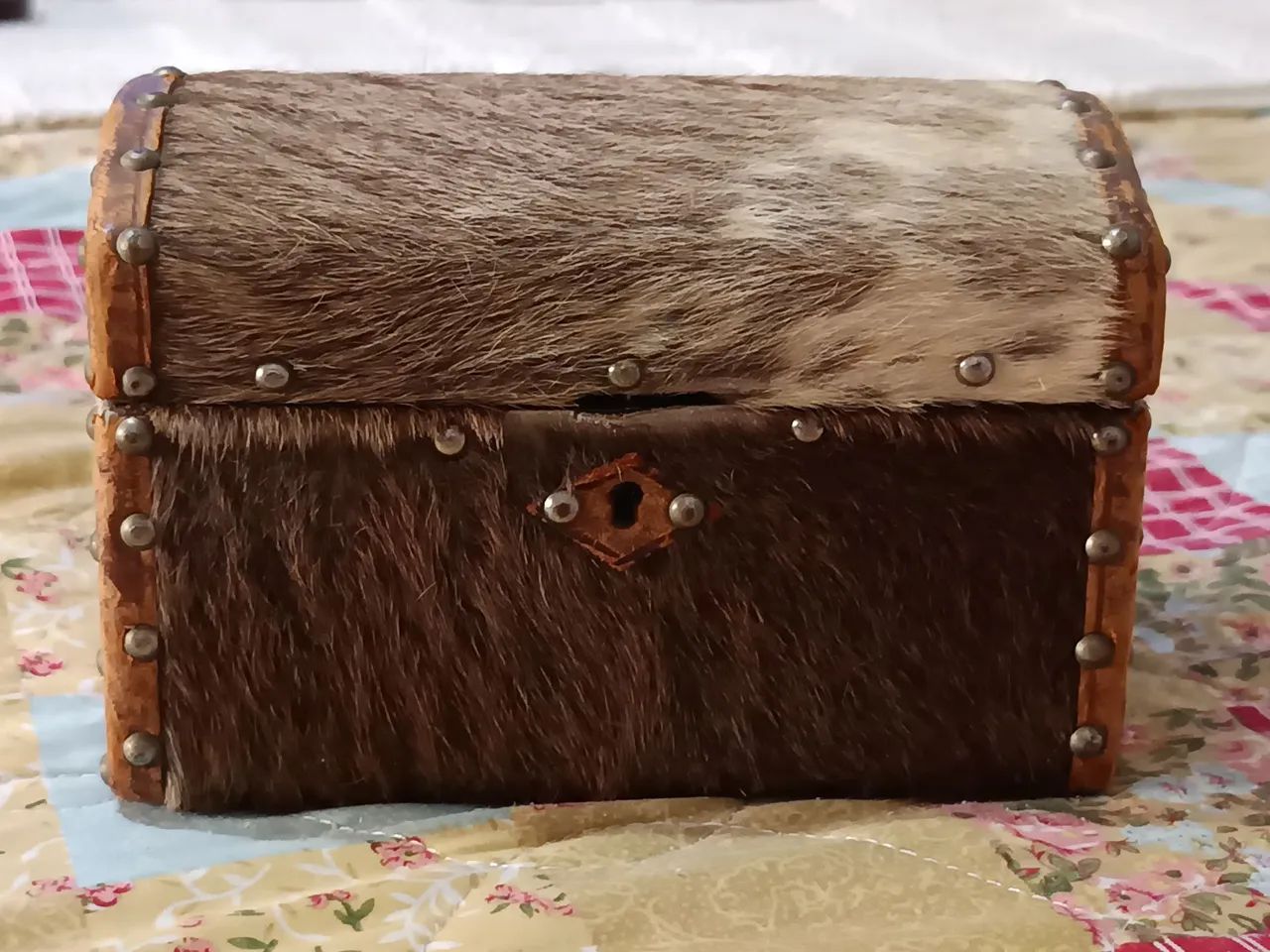 Baú porta jóias de Couro Antigo