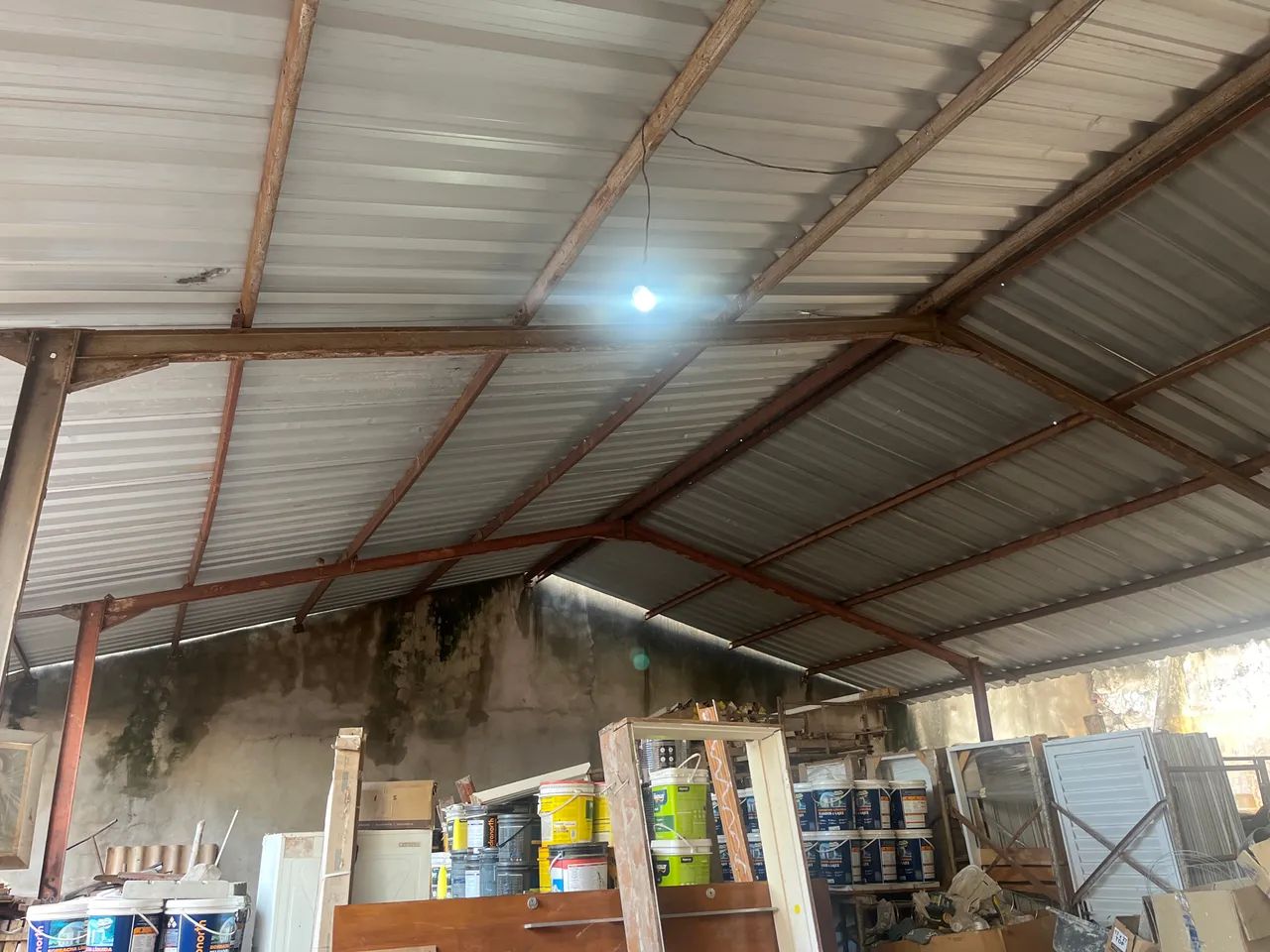 Barracão 6mx10m em Estrutura metálica reforçada para barracão 6x10m