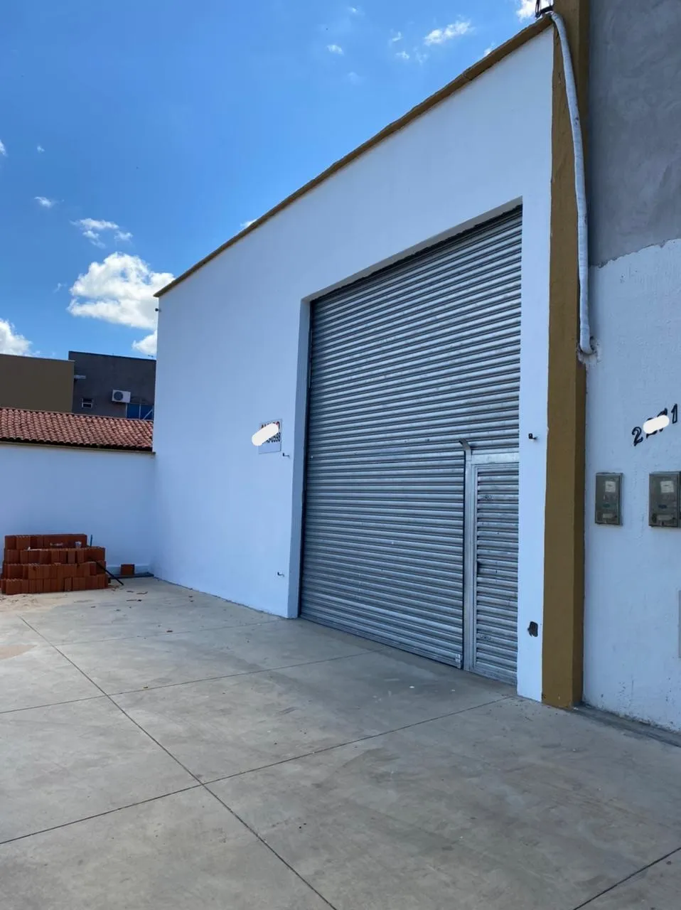 Galpão para alugar no grande Dirceu com 250 m² com estacionamento, escritórios e ótima e