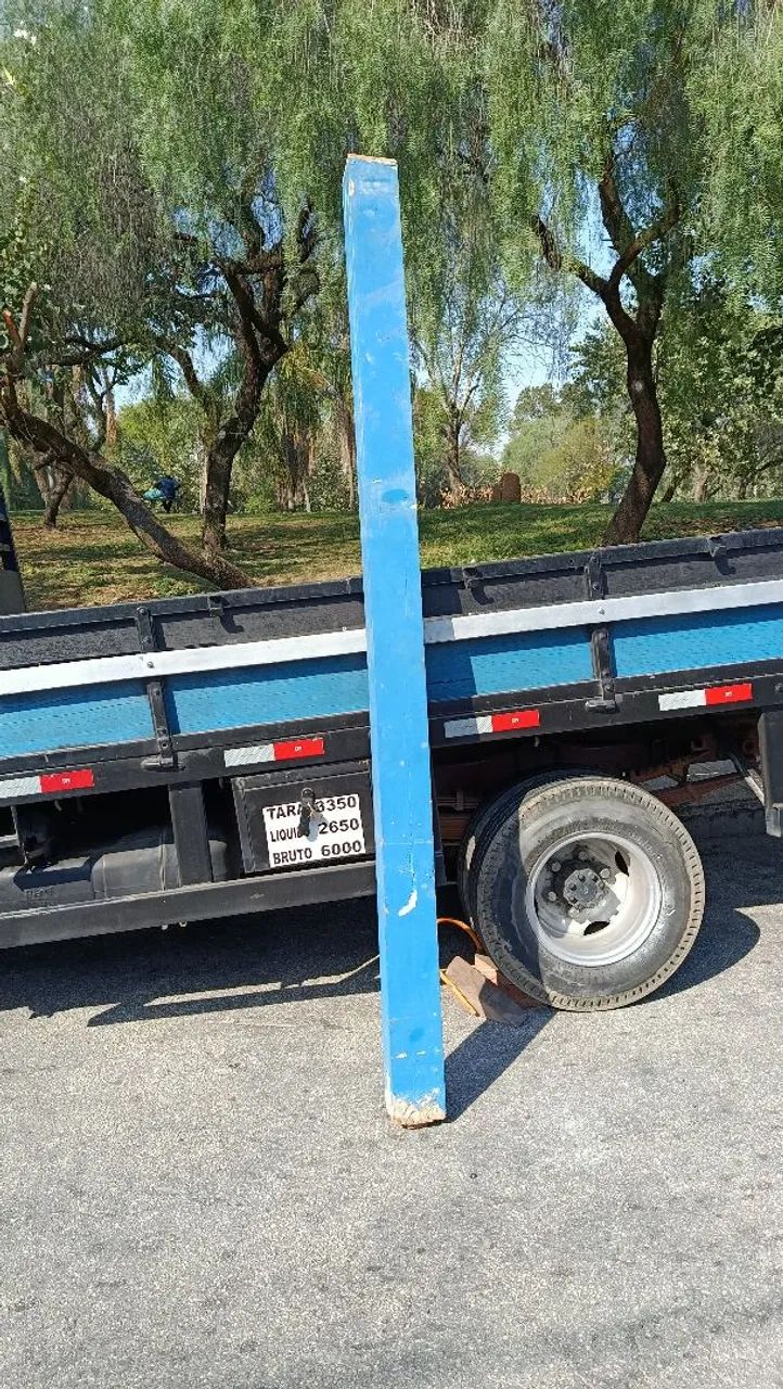 Pilar de madeira 15x15x3,5m