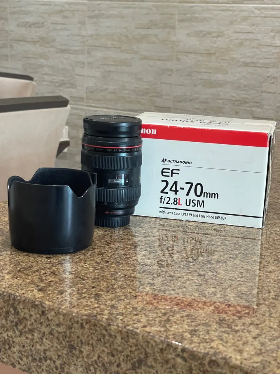 Canon EF 24-70mm f/2.8L USM