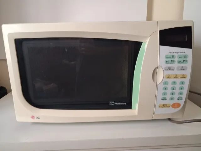 Micro-ondas LG MS-114ML
