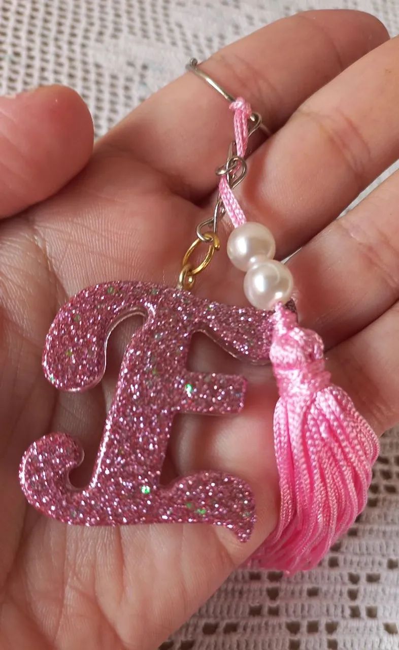 Chaveiro letra personalizados - Foto 3