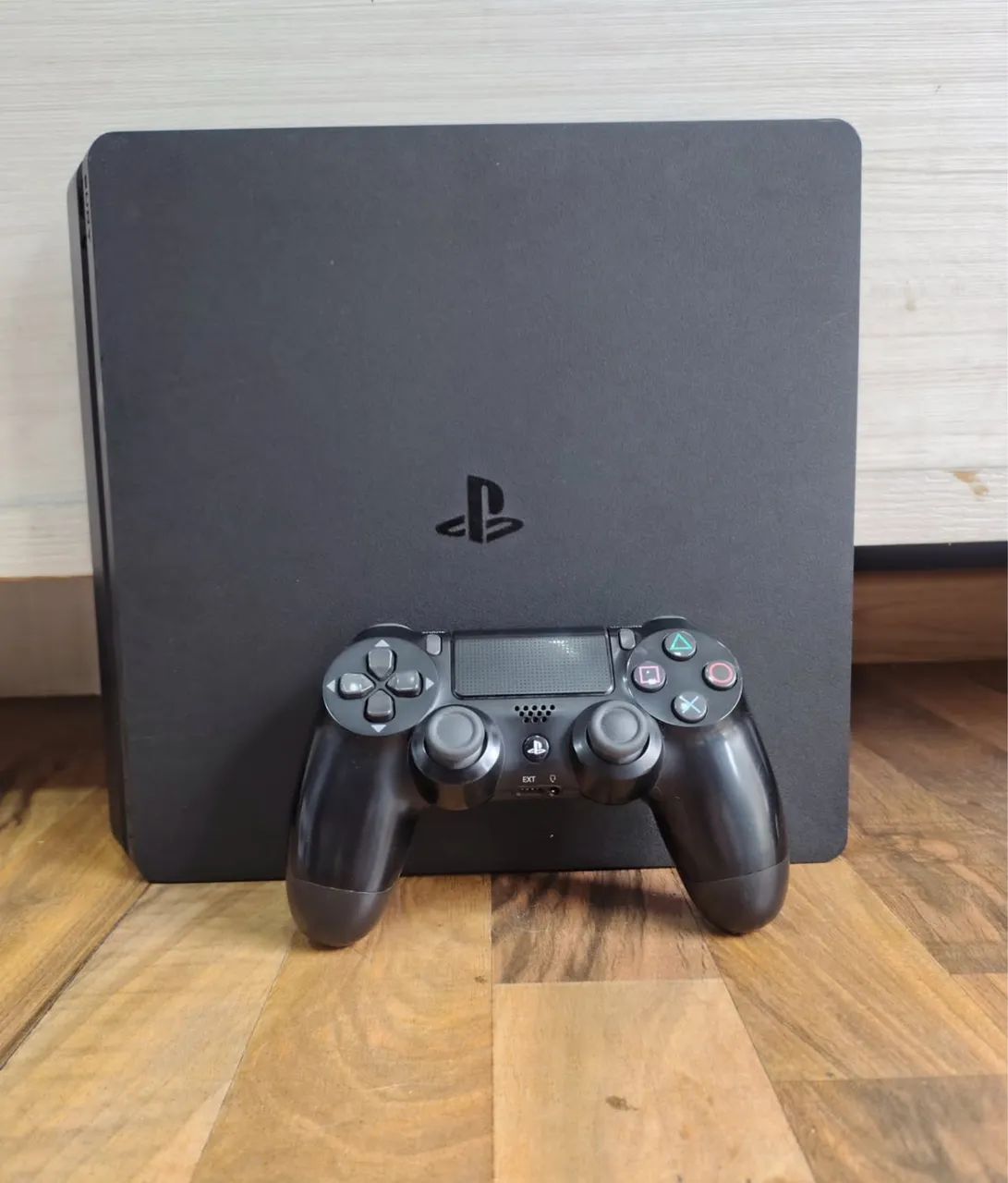 PlayStation 4 slim impecável 