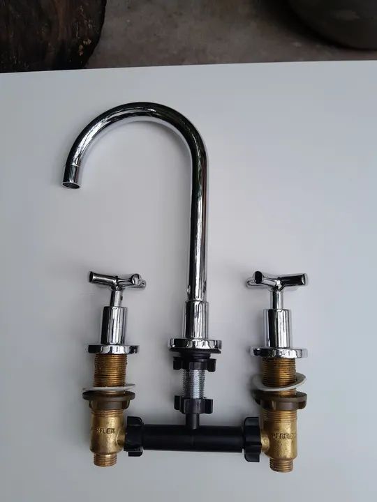 Torneira misturador para lavatório - perflex Titânio 