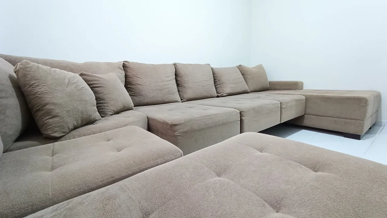 Sofá retrátil em Suede Marrom