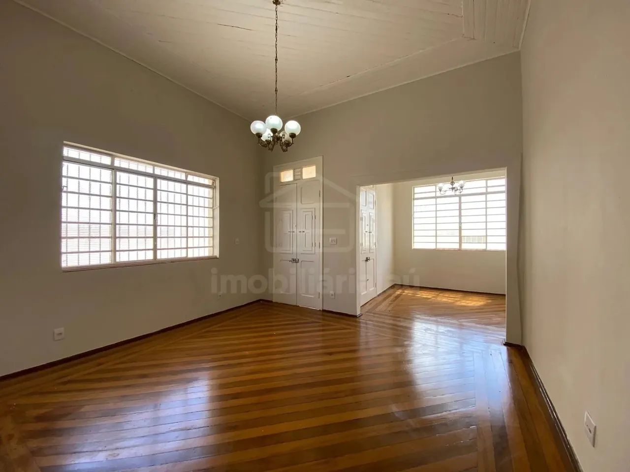 Casa para locação no Centro