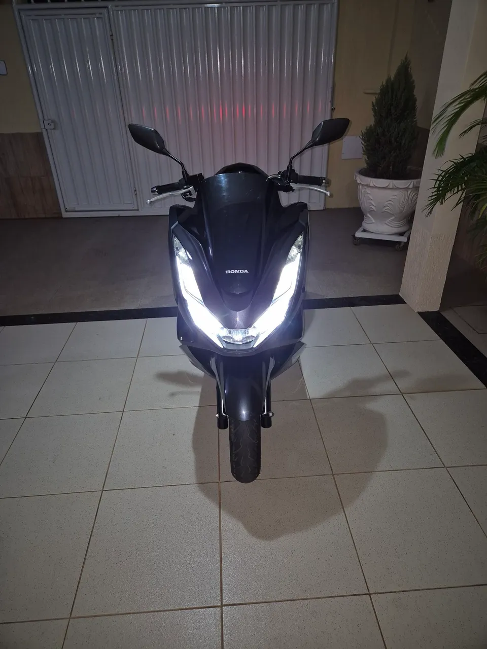 Motos HONDA PCX 2024 no Brasil