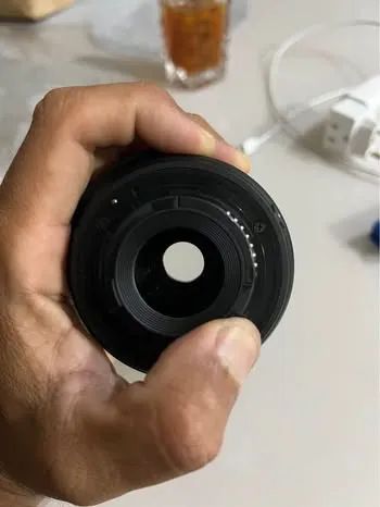 Lente Nikon AF-S DX Nikkor 18-55mm f/3.5-5.6G ED - Foto 4