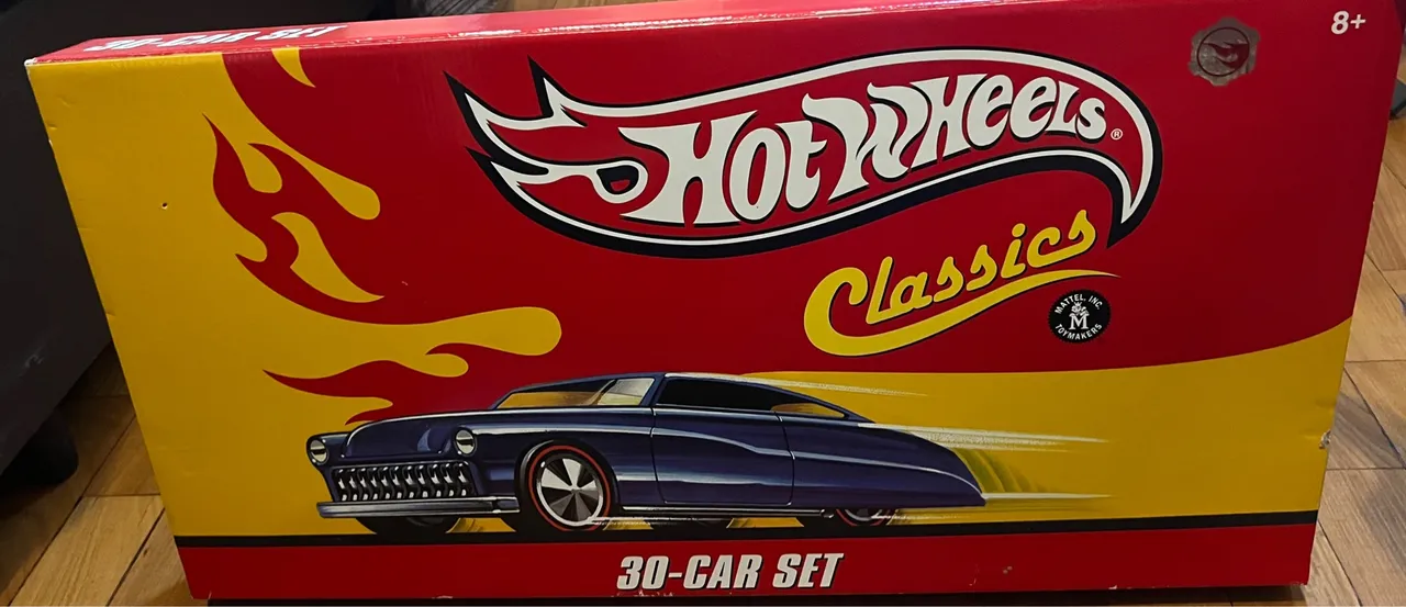 Hot Wheels Classics - 30-car set LACRADO