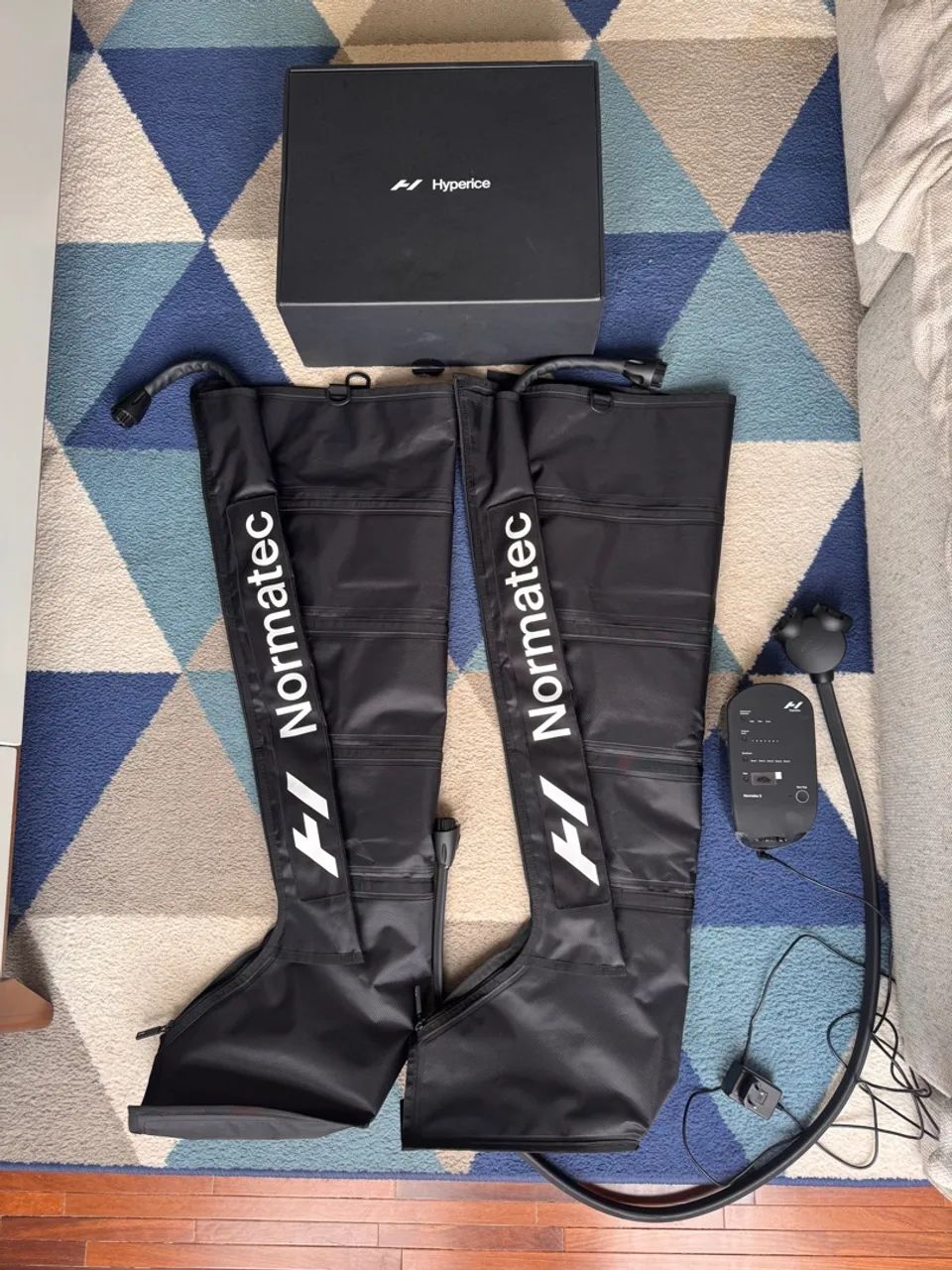 Bota de compressão normatec hyperice tamanho M usadas apenas por 3 meses