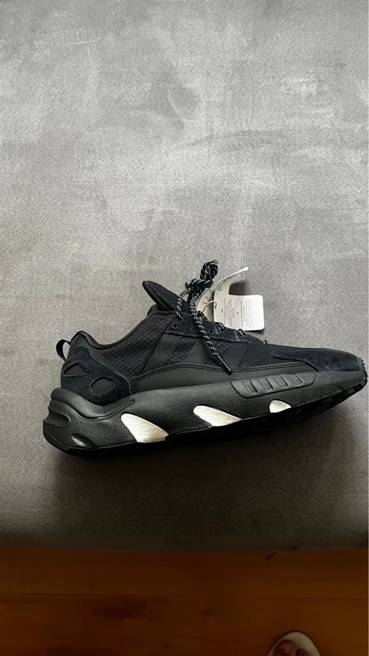 Tênis Adidas Preto ZX 22 BOOST - Foto 2