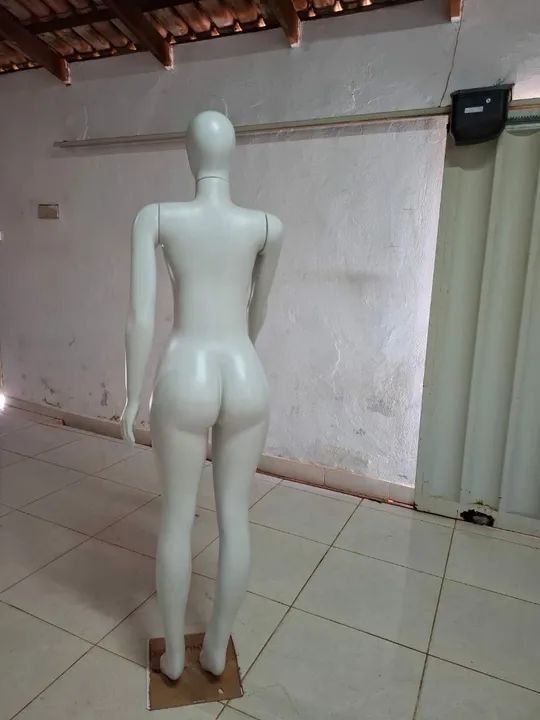 Mannequin Feminino para Vitrine - Foto 2