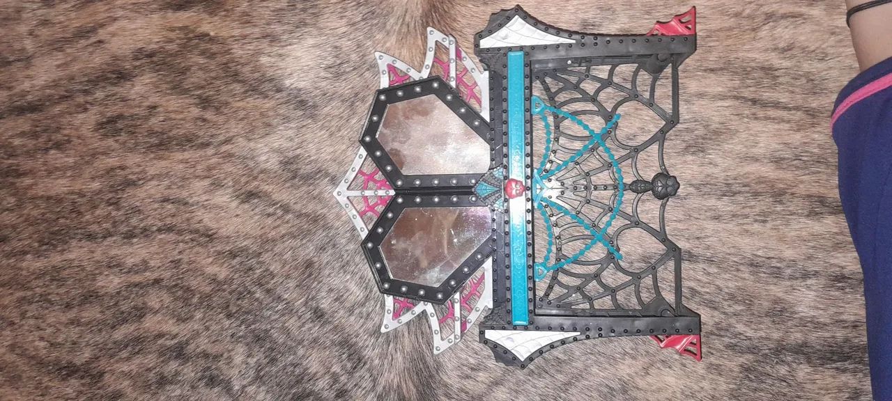 Kit de Maquiagem Monster High - Foto 2