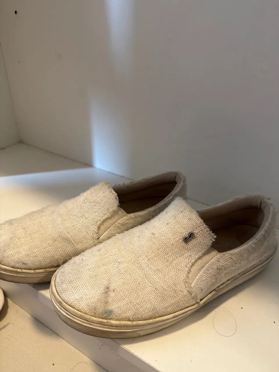 Tênis Slip On Bege