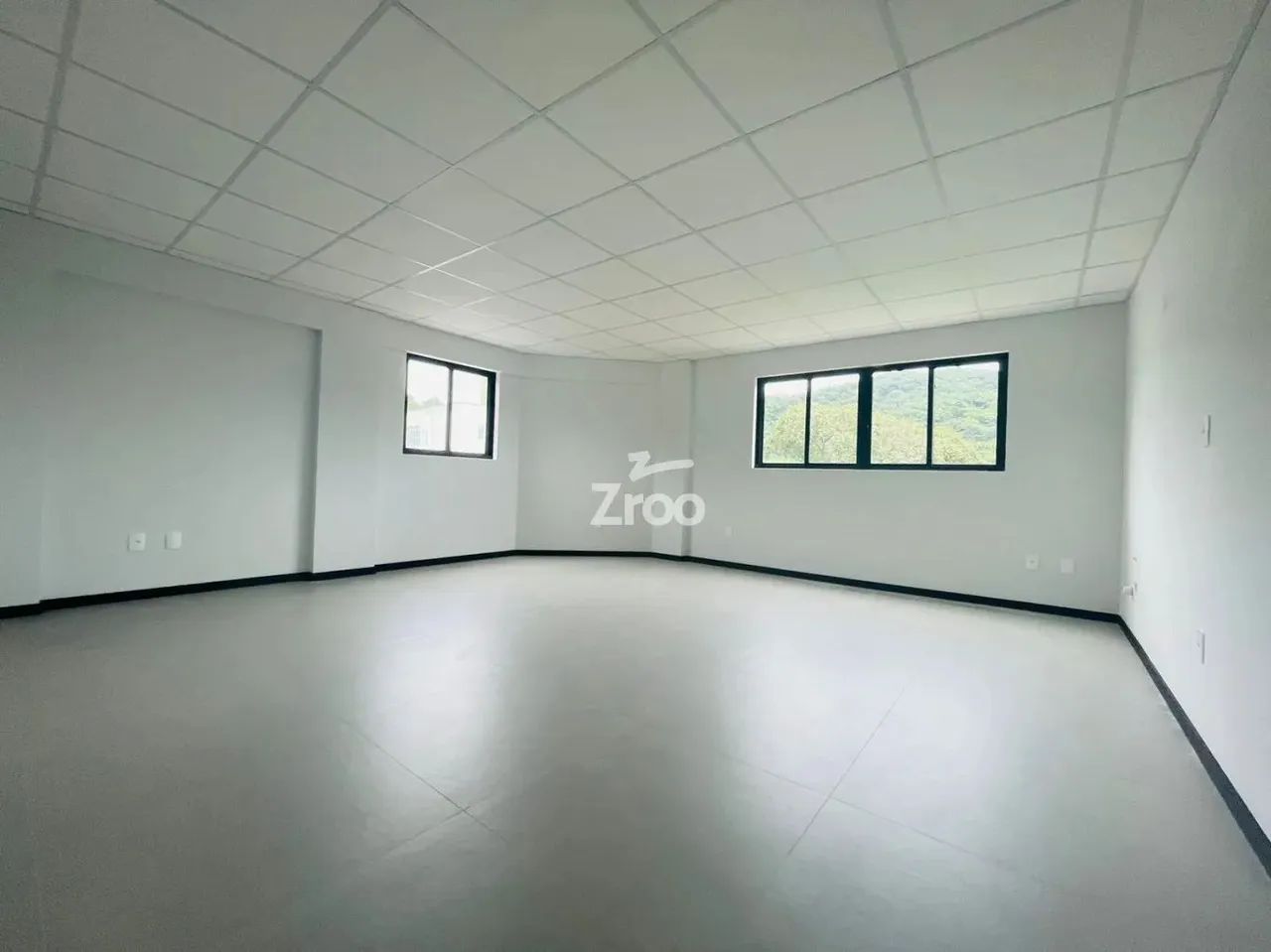 Sala comercial para locação no bairro Ponta Aguda em Blumenau/SC - Foto 2