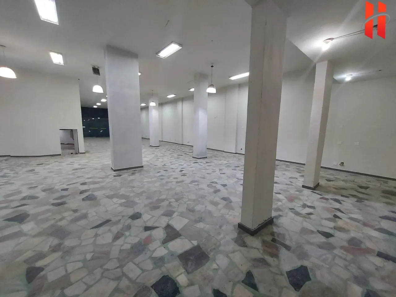 Loja para alugar no bairro Centro - Duque de Caxias/RJ