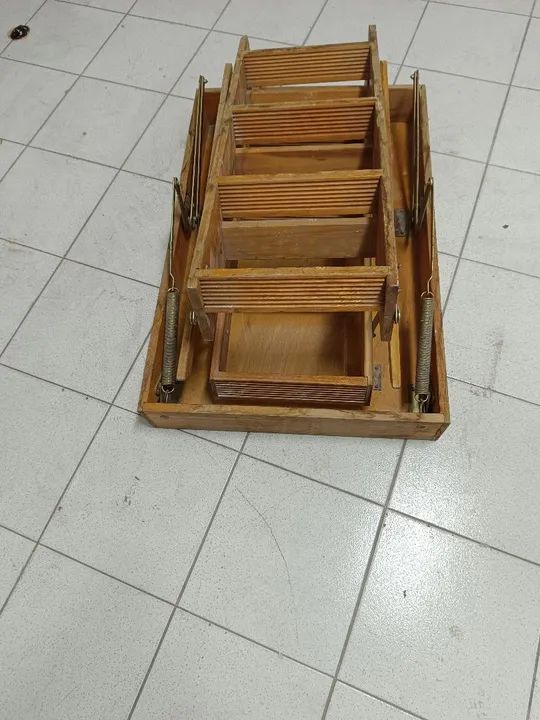 escada soto em madeira *