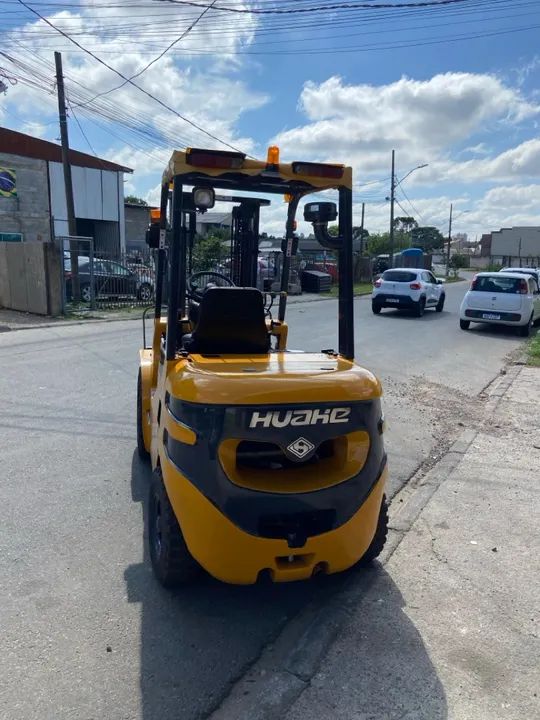 Empilhadeira 3 toneladas - HUAHE - Foto 6