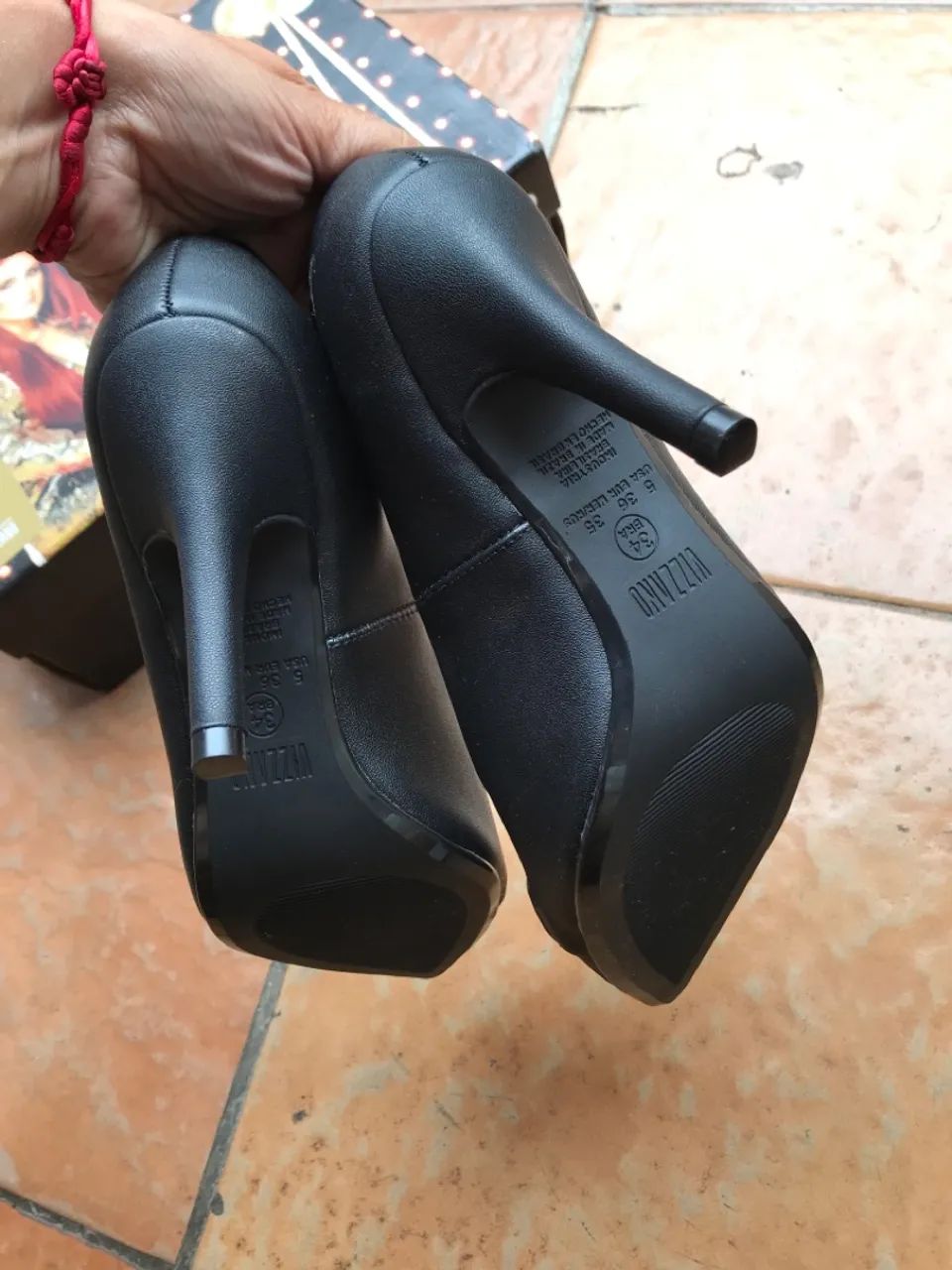 Scarpin Vizzano Preto - Soy Vizzano - Foto 3