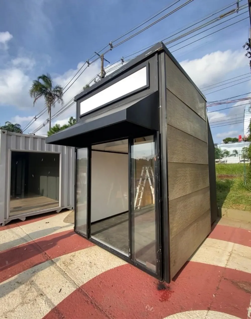 Mini Loja Container Modular à Venda - Compacta, Desmontável, Durável e Pronta para Usar!