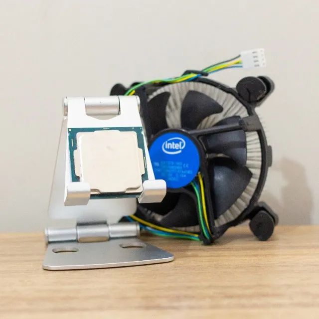 Processador Intel Core i5-7500 com cooler Processadores São