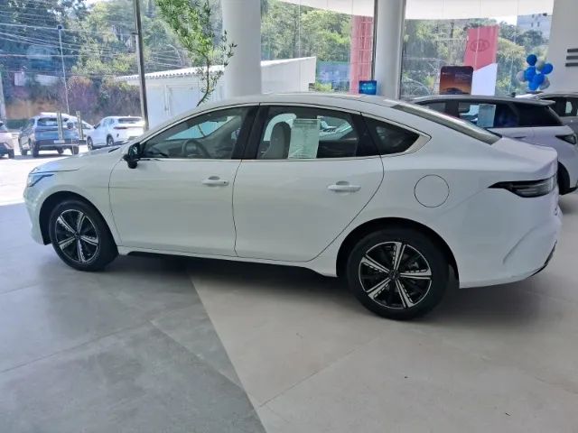 BYD King GS Híbrido Plug-in: Eletricidade + Gasolina 0 km  2025 (2 1) 9 6 4 15 - 4 5 6 0 - Foto 11