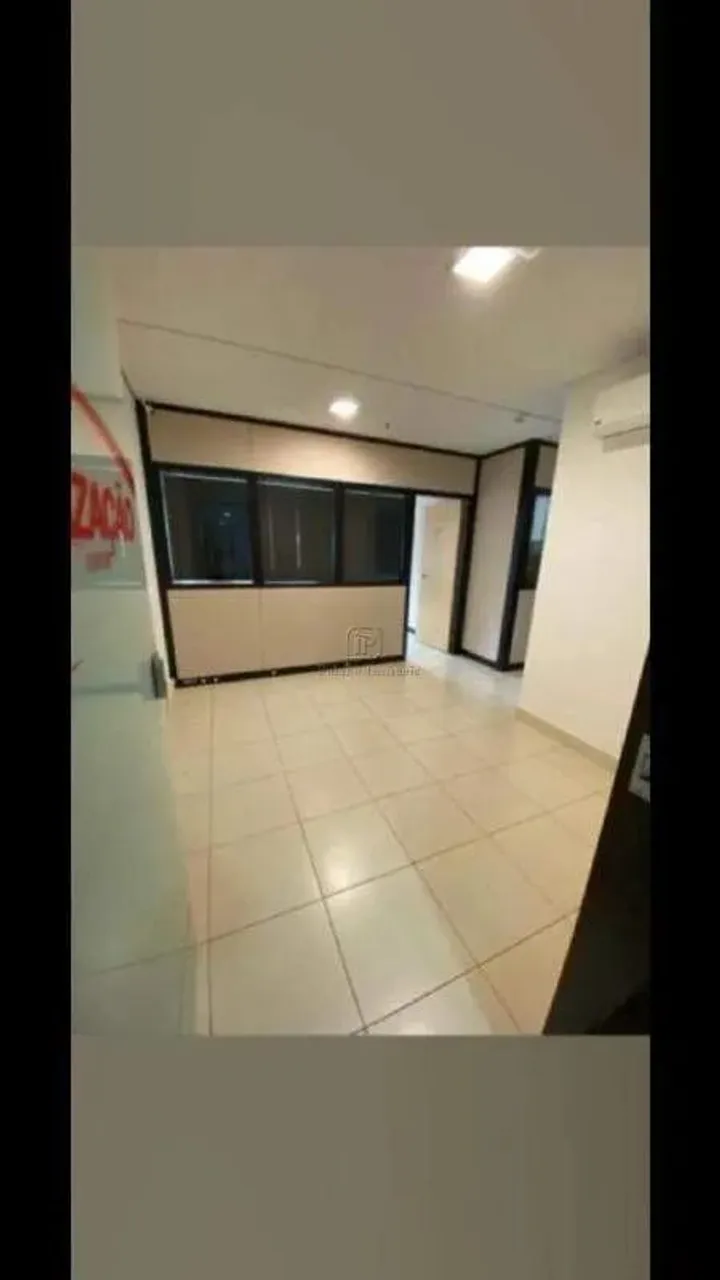 Sala Comercial para alugar em Jardim Santa Ângela de 131.00m²