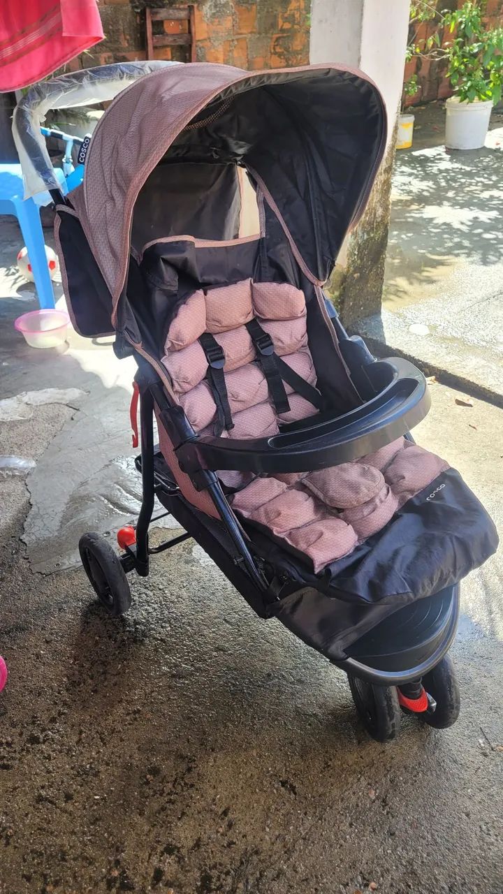 Carrinho de bebê Cosco - Foto 2