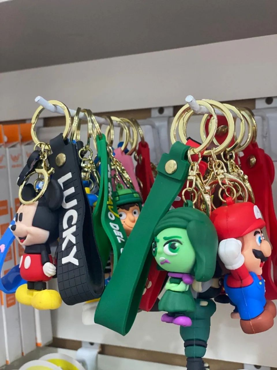 Chaveiro Personagens em Silicone - Foto 4