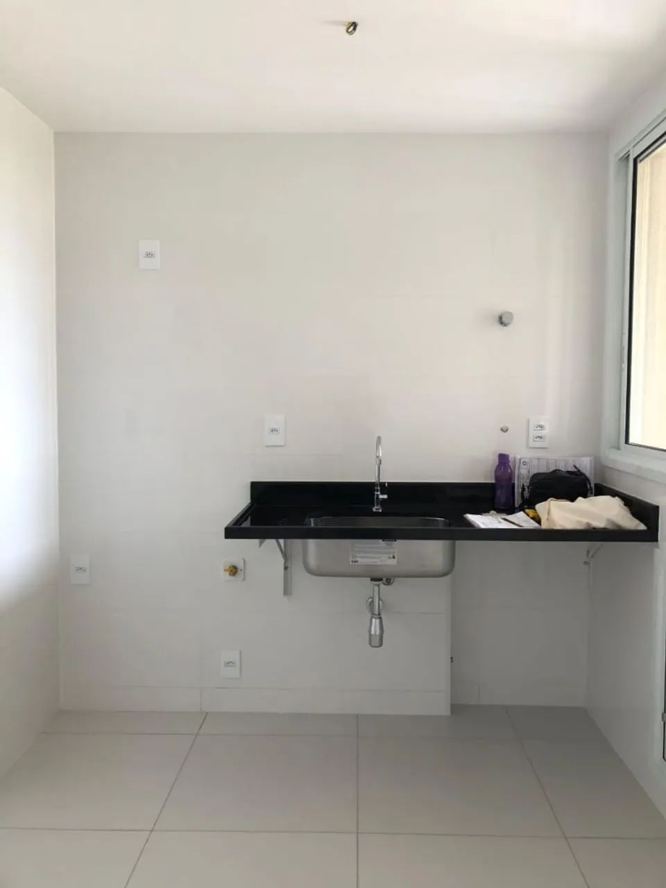 Bancada de cozinha em granito preto são Gabriel.