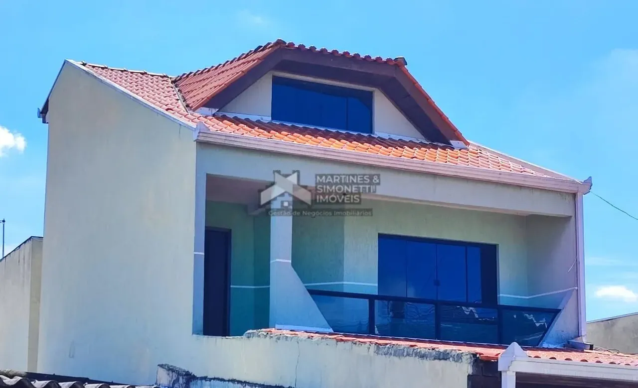 Sobrado com 3 quartos para alugar por R$ 2350.00, 100.00 m2 - FAZENDINHA - CURITIBA/PR