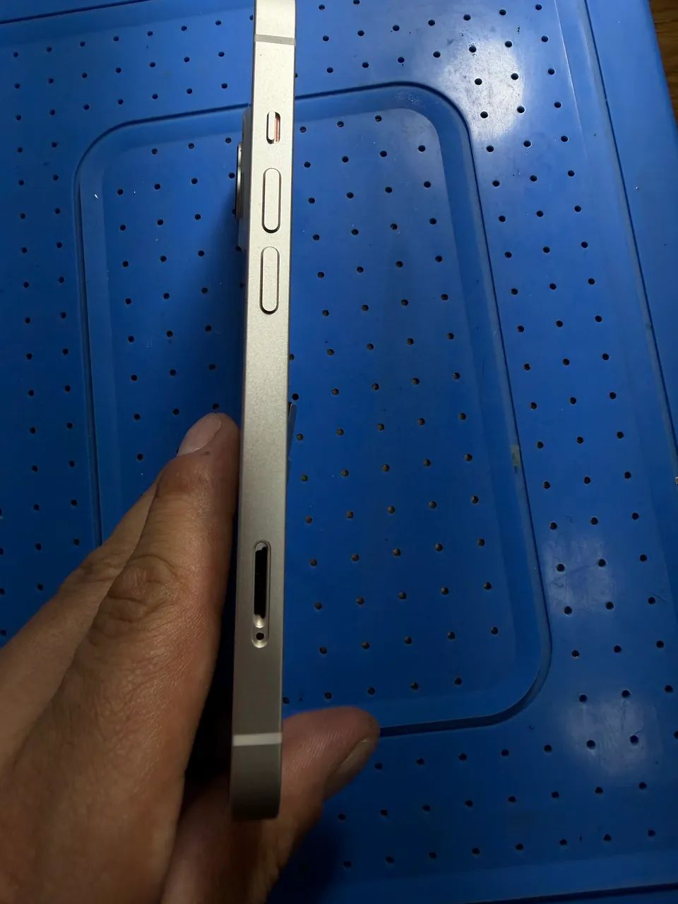 Carcaça iphone 13 com periféricos. - Foto 3