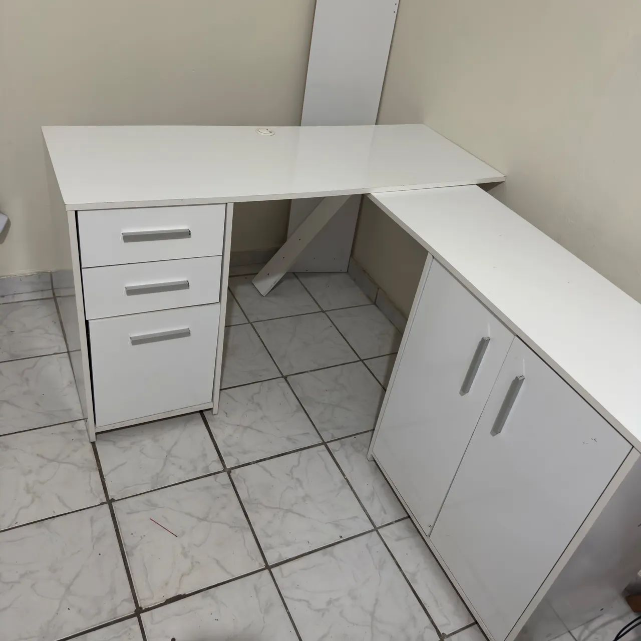 Escrivaninha em L - Foto 2