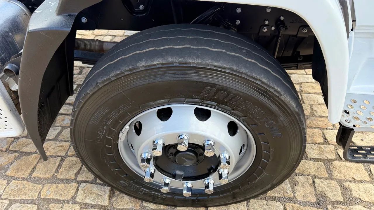 CAMINHÃO MB ATRON 1719 UNICO DONO 2016 - Foto 3