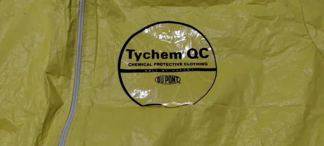 Macacão impermeável tychem qc dupoint