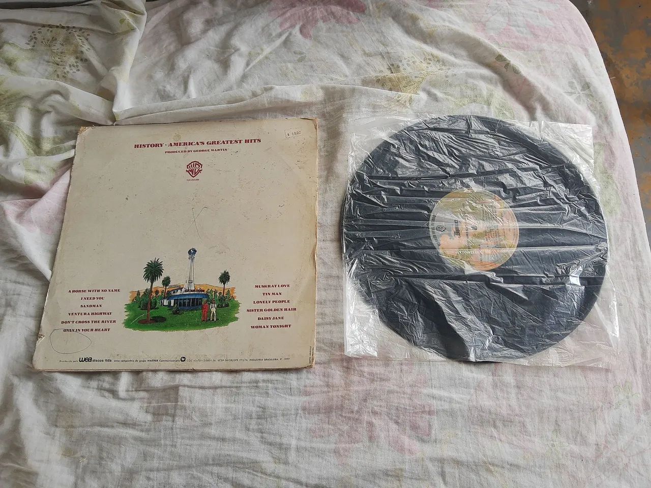 Disco de Vinil - America - History's Greatest Hits - Foto 3