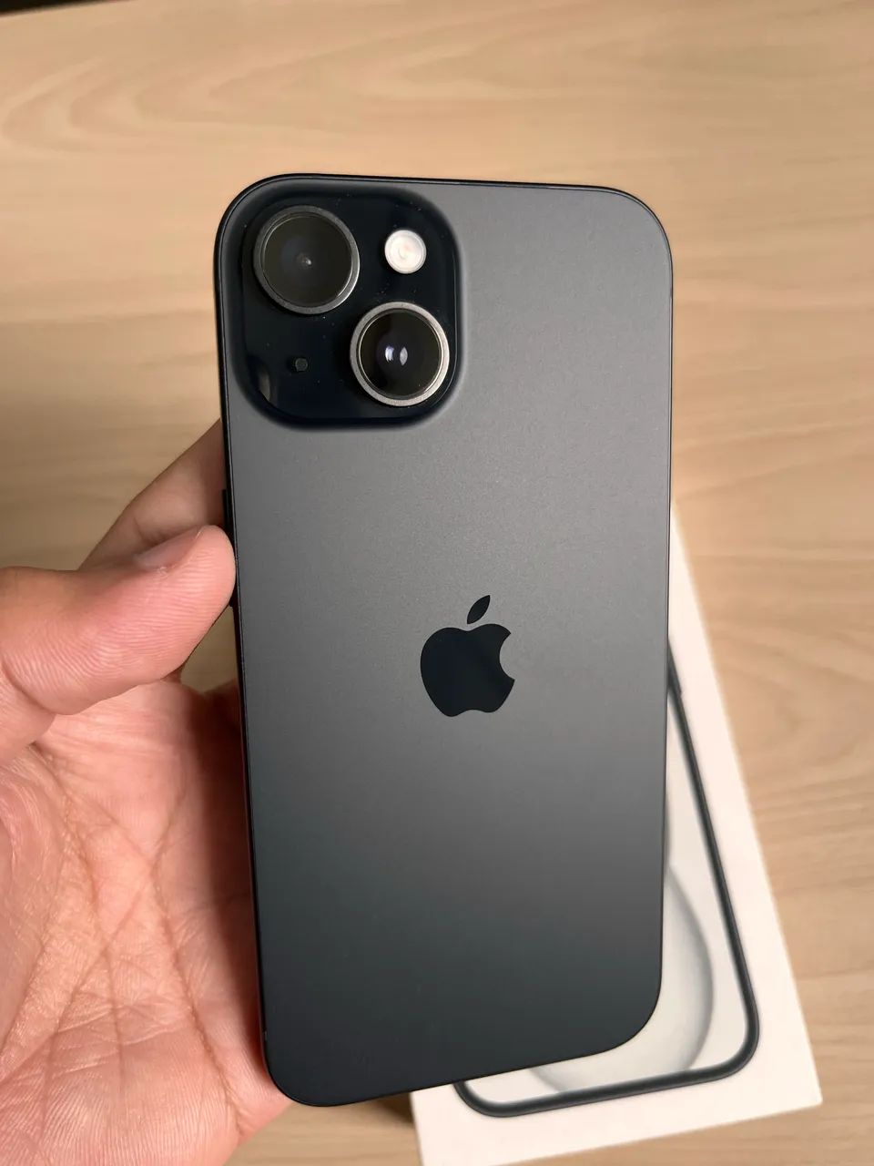 iPhone 15 128GB Preto