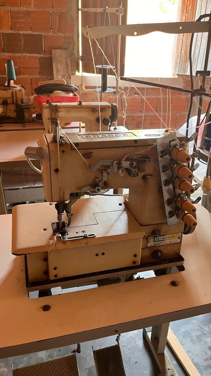 Máquina de costura