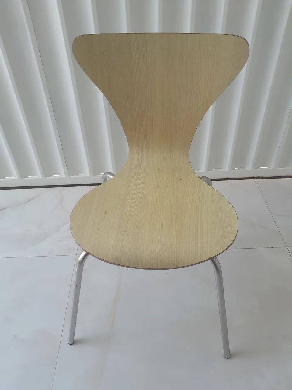 conjunto de mesas com 02 cadeiras  - Foto 2