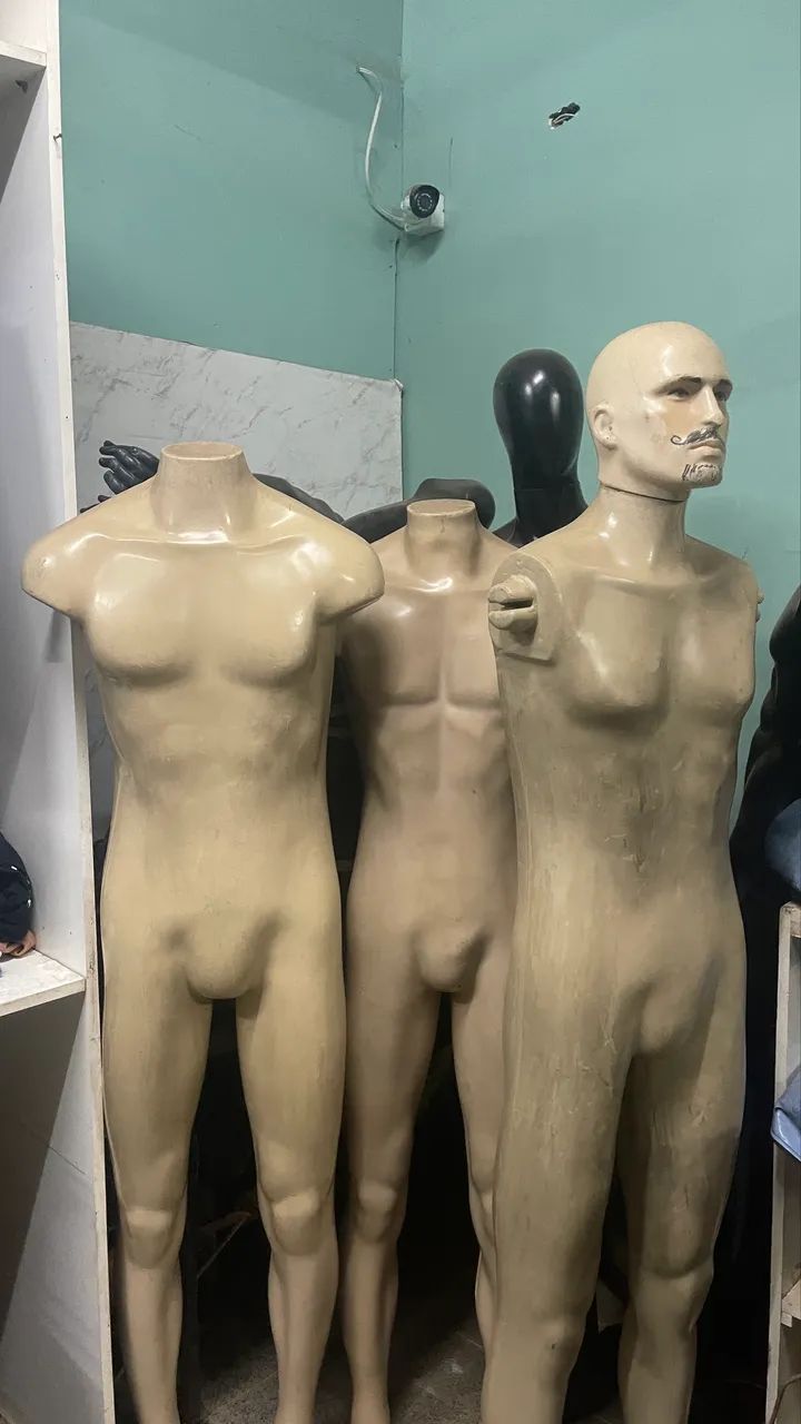 Manequins masculinos corpo todo e meio fibra e normal  - Foto 3