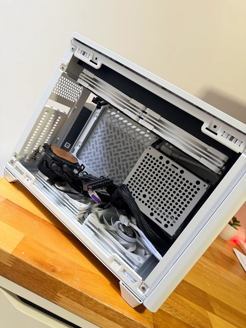 Cooler Master NR200P V2 Branco + WC - Foto 2
