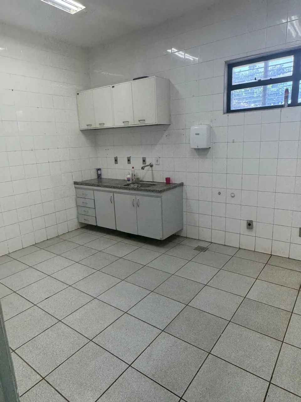 Imóvel comercial com 35m frente e 18 vagas - Foto 5