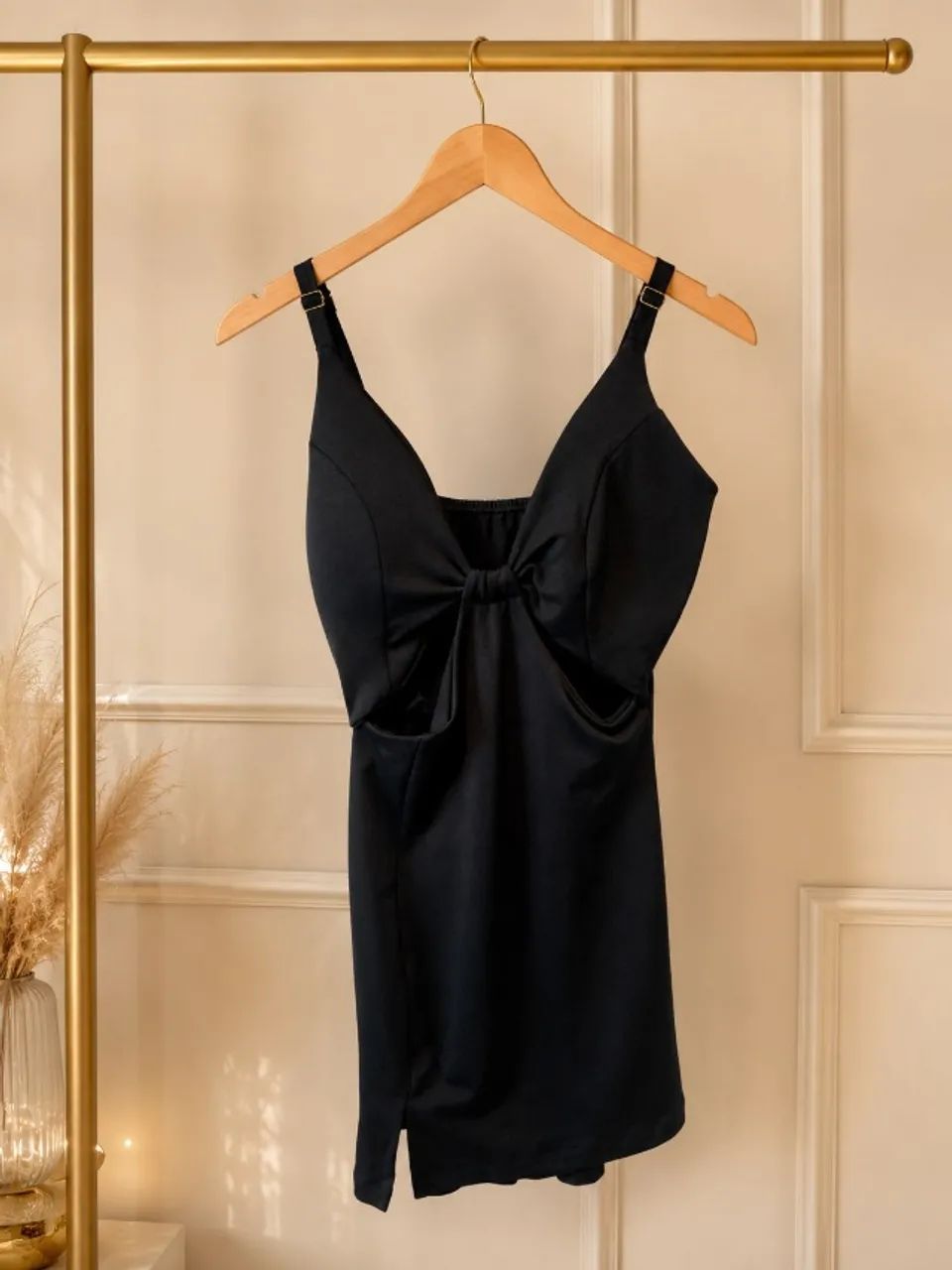 Macaquinho Preto Feminino PP/P - Elegante e Versátil - Foto 2