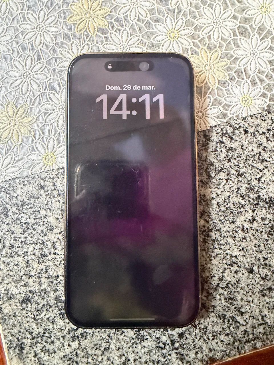 iPhone 14 Pro 128 gigas dourado  - Foto 2