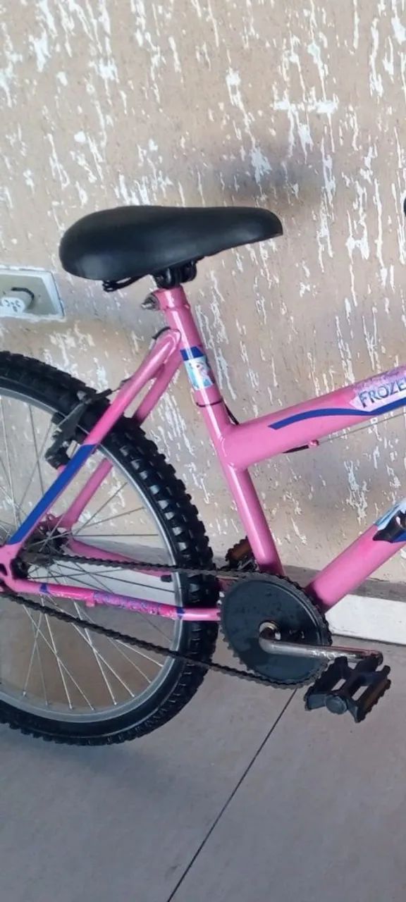 Bicicleta Frozen aro 24 lindíssima  - Foto 2